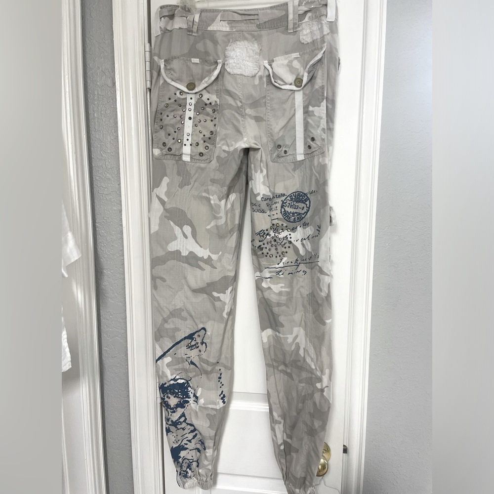 Da-Nang camouflage zip joggers